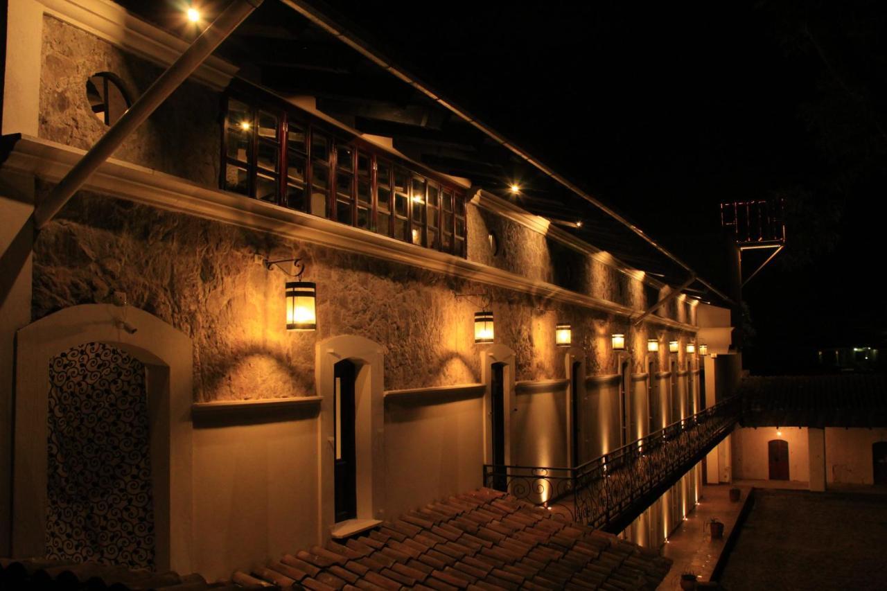 Hotel Atzalan Buitenkant foto