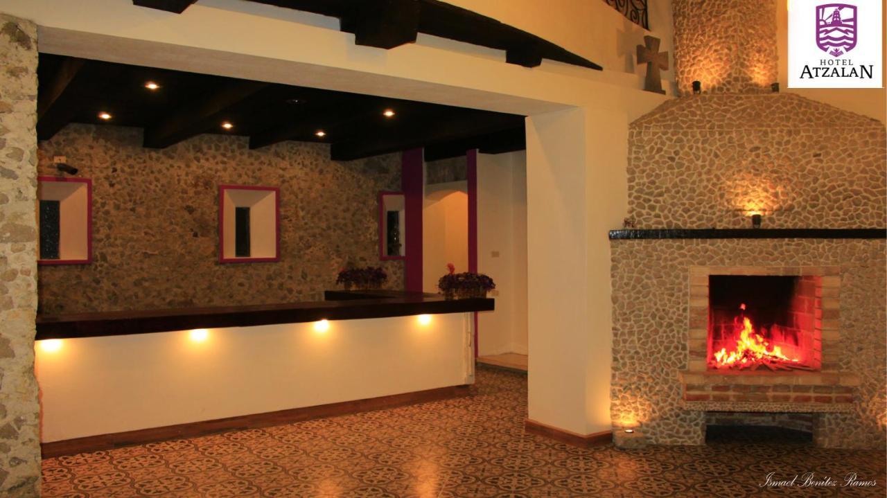 Hotel Atzalan Buitenkant foto