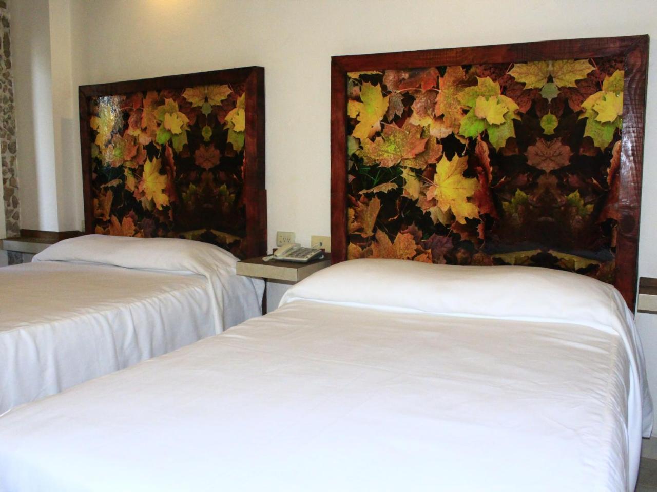 Hotel Atzalan Buitenkant foto